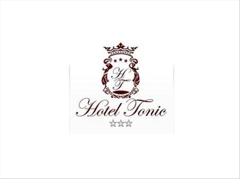 HOTEL TONIC