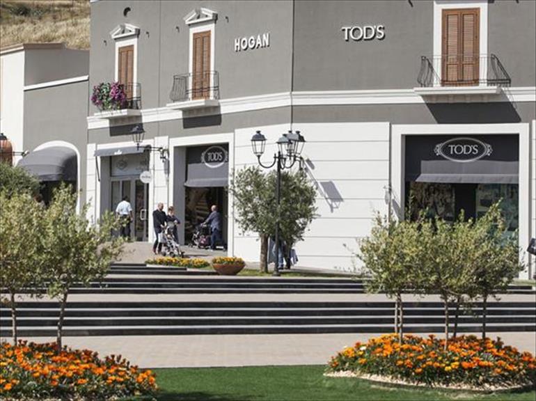 Sicilia Outlet Village-Agira